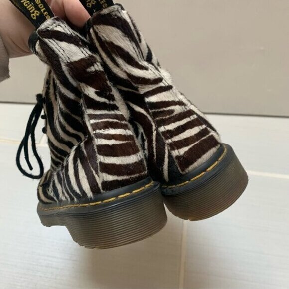 Dr. Martens Zebra Print Pony Hair Leather Boots #3 Rare 6 - Picture 9 of 11